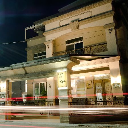 17 Years Old Coffee Hostel Taitung Ngoại thất bức ảnh