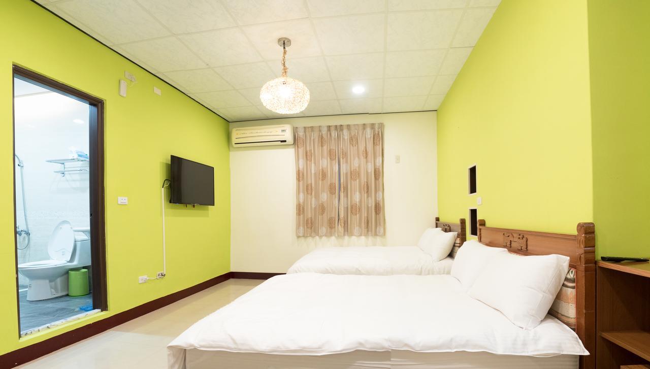 17 Years Old Coffee Hostel Taitung Ngoại thất bức ảnh