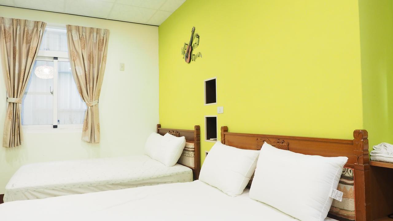 17 Years Old Coffee Hostel Taitung Ngoại thất bức ảnh