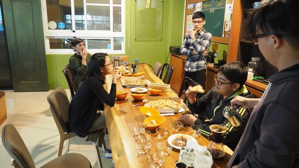 17 Years Old Coffee Hostel Taitung Ngoại thất bức ảnh